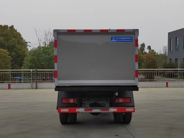 側掛電動自裝卸式垃圾車