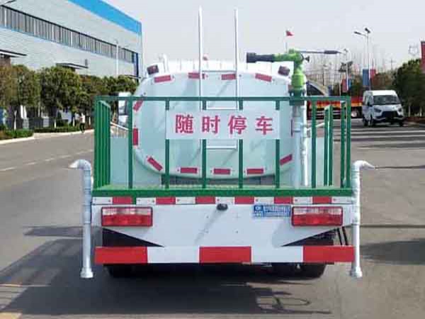 4方純電動灑水車